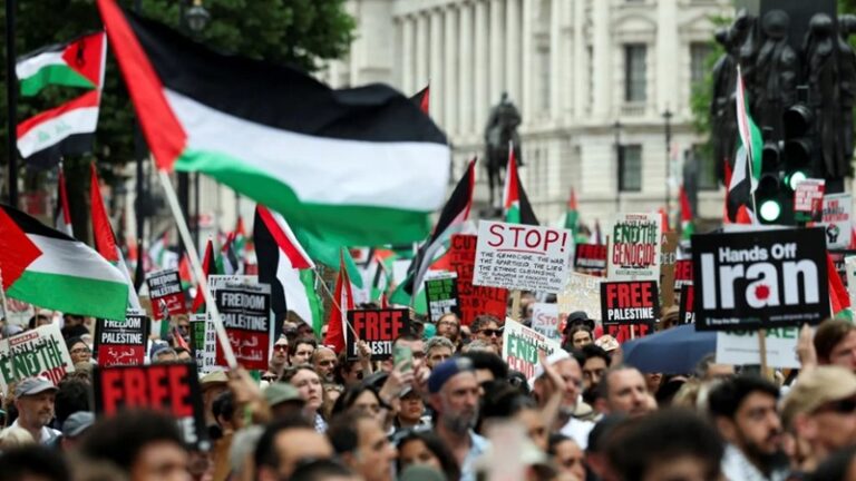 بالفيديو.. مظاهرة حاشدة في برلين دعماً لغزة وإيران