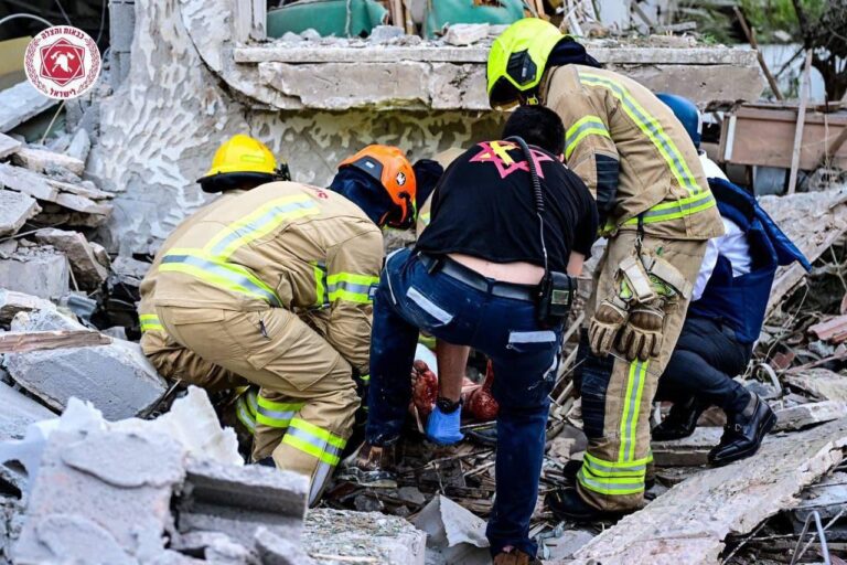 الصحة الصهيونية: 3345 جريحاً و11 ألف مشرّد بعد هجوم إيران