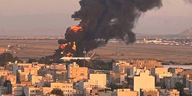 استهداف طائرة بمطار مشهد.. ولا أضرار (فيديو – صور)