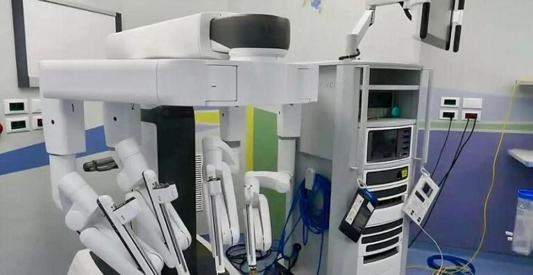 إطلاق الجراحة الروبوتية المتطورة للكبد في لبنان!