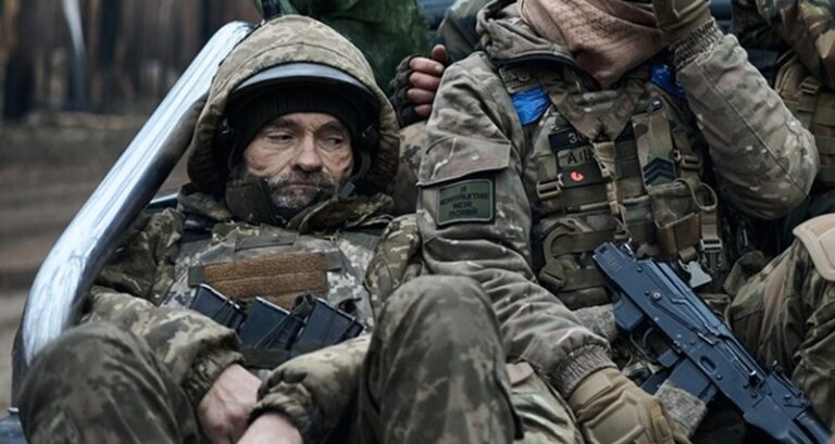 تجنيد من تجاوزوا سن الـ60 في الجيش الأوكراني!