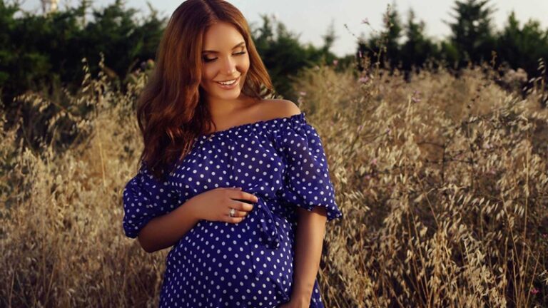 بالصور – تألقي خلال حملك بإطلالات أنيقة!