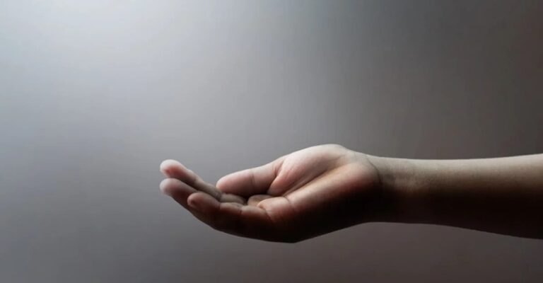 “مافيا” التسوّل.. “على عينك يا دولة”!