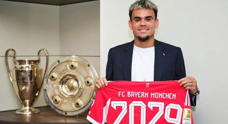 رسمياً.. لويس دياز يُكمل انتقاله لبايرن ميونخ