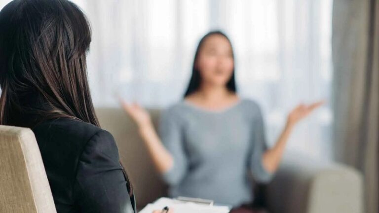 “الكلام” علاج نفسي!