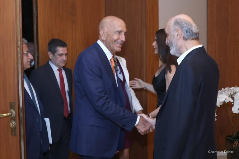 جعجع: مطلب جمع كل سلاح غير شرعي هو مطلب لبناني