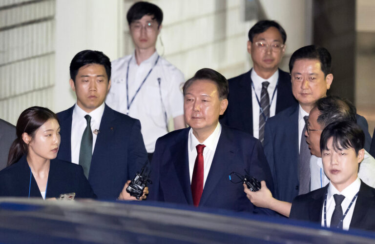 الرئيس الكوري الجنوبي السابق يرفض المثول أمام المحكمة