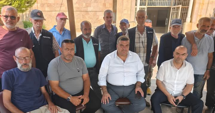 الإضراب العمالي المفتوح في بلدية الميناء مستمر