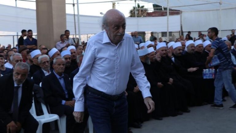 جنبلاط يرفض “فتنة وهاب”.. وينسحب!