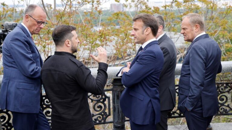 الرئاسة الفرنسية: قادة “تحالف الراغبين” سيجتمعون غدا الأحد