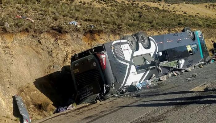 50 قتيلاً بحادث حافلة في أفغانستان