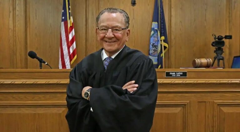 وفاة “القاضي الرحيم”!