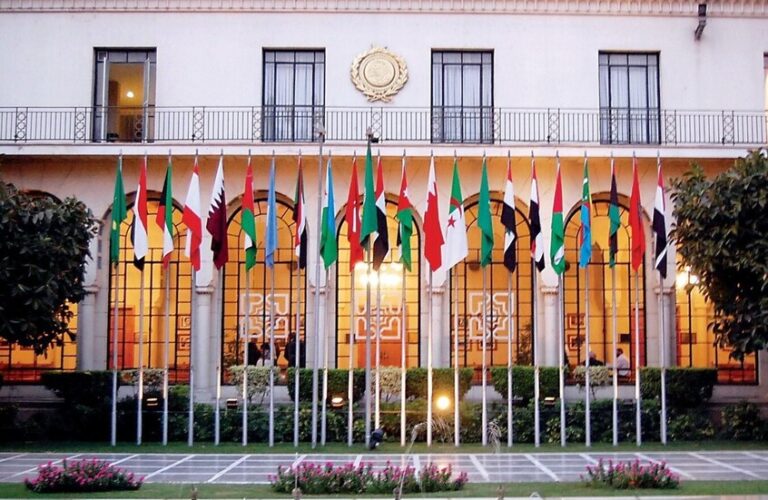 الجامعة العربية تستفيق على معاهدة “الدفاع العربي المشترك” لـ”حماية الشعب الفلسطينيي” بعد إبادة غزّة!