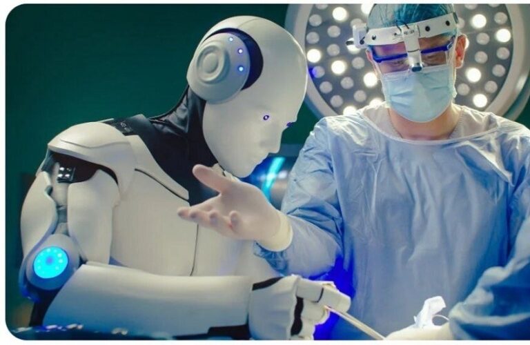 أول عملية جراحية بمساعدة روبوتين!