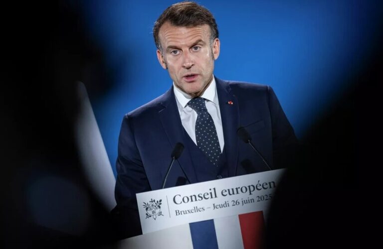 جلسة طارئة للبرلمان الفرنسي بقرار من ماكرون