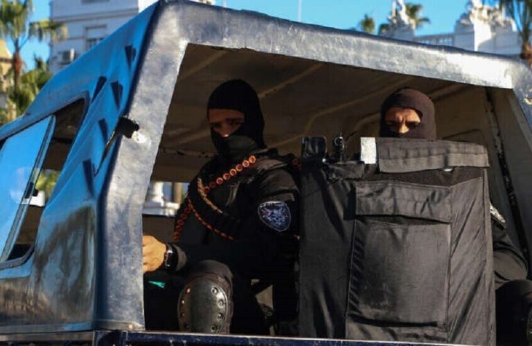 مقتل 4 تجار مخدرات في اشتباكات مع الشرطة في مصر