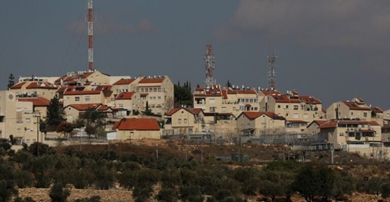 الاحتلال يصادق على مخطط استيطاني في القدس (صورة)