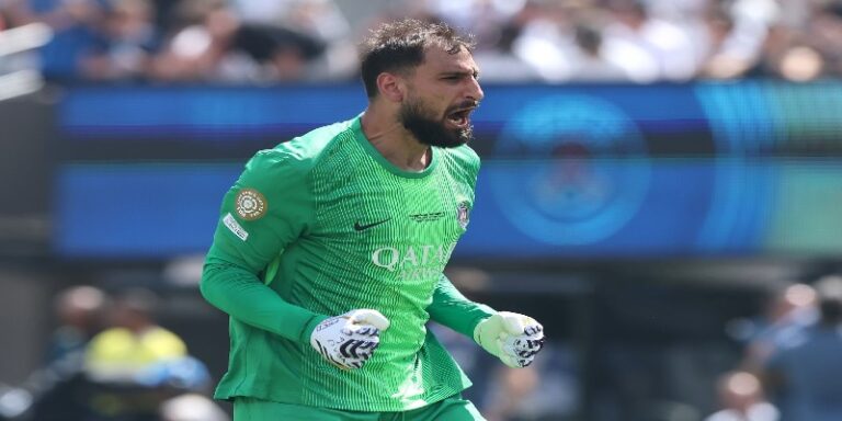 بين البقاء مع باريس سان جيرمان والذهاب إلى إنكلترا.. ما مصير مستقبل دوناروما؟