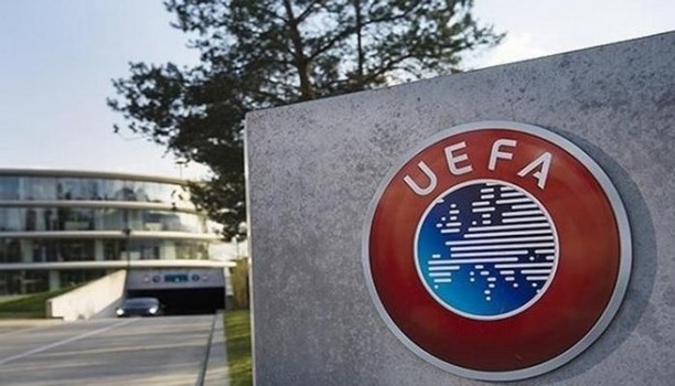 ملعب برشلونة يُسبب جدلاً كبيراً.. “اليويفا” يرفض منح الفريق الكتالوني استثناء