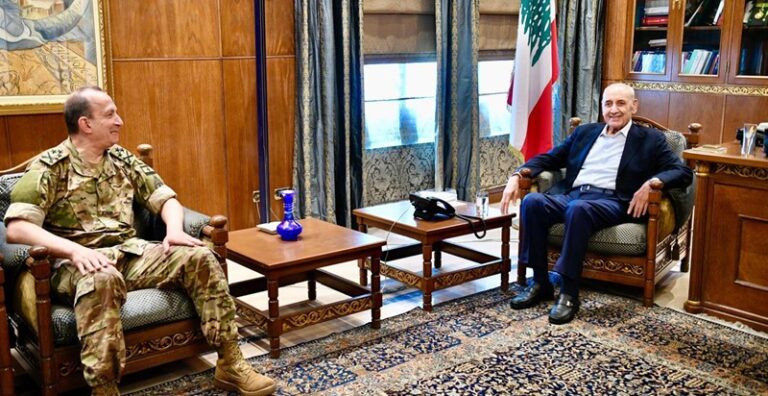 قائد الجيش يغادر عين التينة من دون تصريح