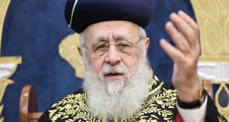 الحاخام الأكبر لليهود “السفارديم” يهاجم نتنياهو: ملحد.. لا تثقوا به