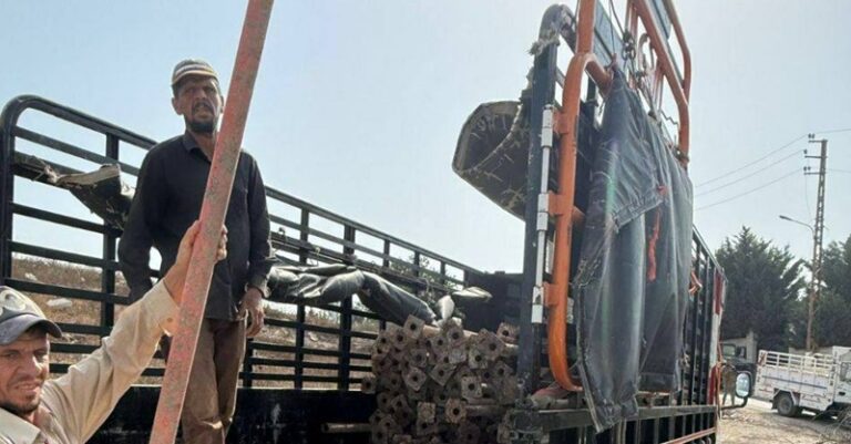 توقيف 4 أشخاص يسرقون الحديد من قرى حدودية