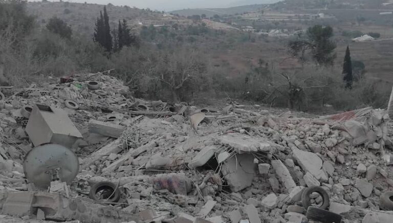 تفجير منزل في ميس الجبل