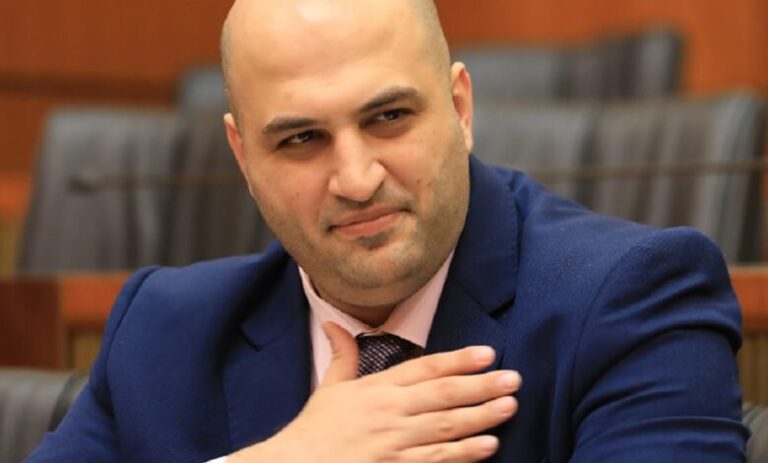 وزير الصحة: لا نقبل التهميش ويدنا ممدودة للجميع