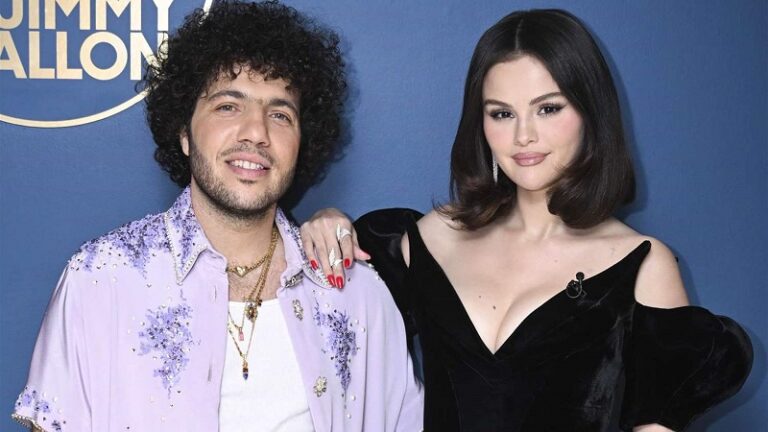 سيلينا غوميز تودع العزوبية (صور)