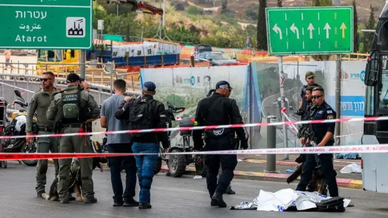 لحظة تنفيذ العملية البطولية في القدس (فيديو)