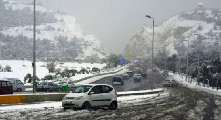 عواصف عنيفة تضرب جبال الألب (فيديو)