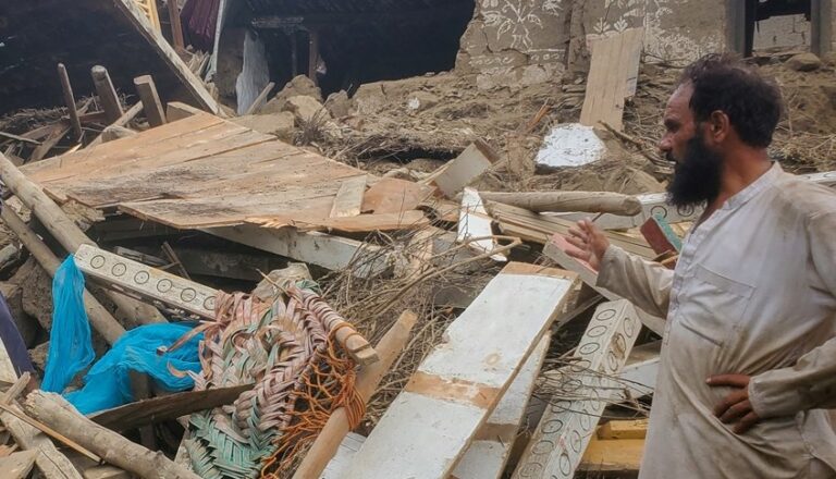 أفغانستان تطلب مساعدة روسيا بعد الزلزال