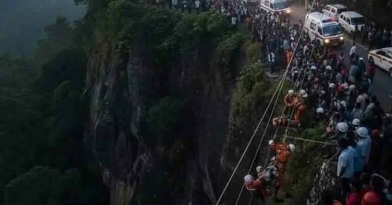 رحلة سياحية تتحول إلى مأساة دامية! (فيديو)