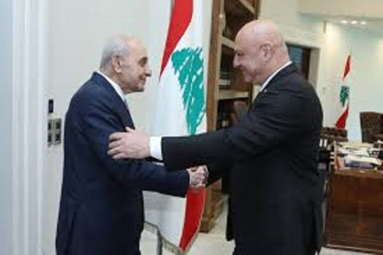 اجتماع بين عون وبري في هذه الأثناء