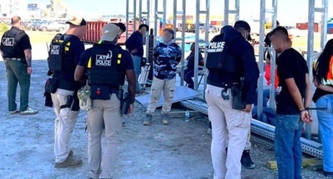 اعتقال مئات الأشخاص بمصنع بطاريات لـ”هيونداي” في جورجيا