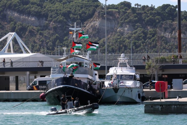 أسطول المساعدات يبحر مجدداً إلى غزة