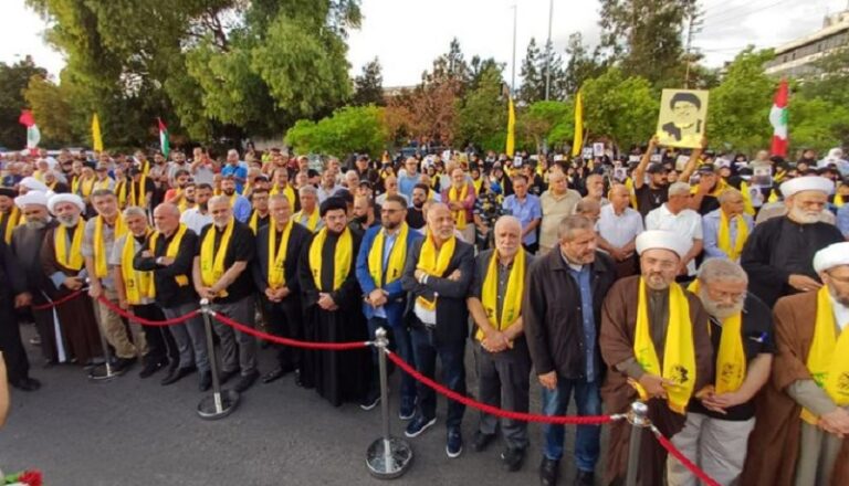 جدارية للشهيدين نصرالله وصفي الدين في صيدا (فيديو)