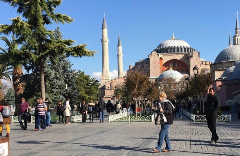 نزاع على أولوية المرور يتحول إلى مأساة (فيديو)