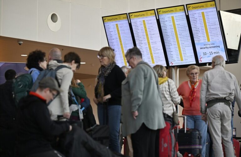 إلغاء أو تحويل رحلات جوية من مطار بروكسل