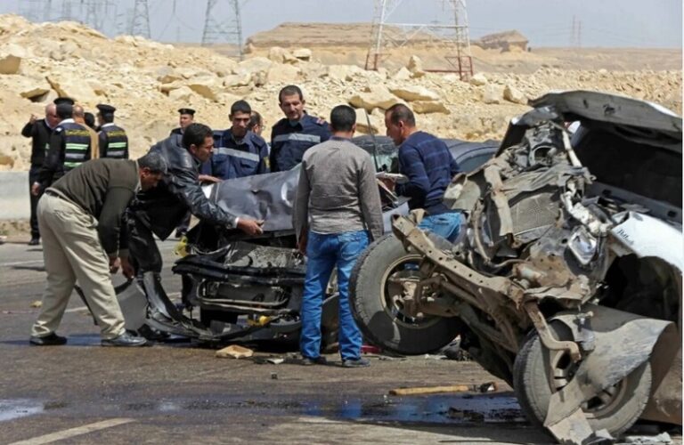 8 قتلى و14 مصاباً في حادث تصادم مأساوي في مصر (صور)