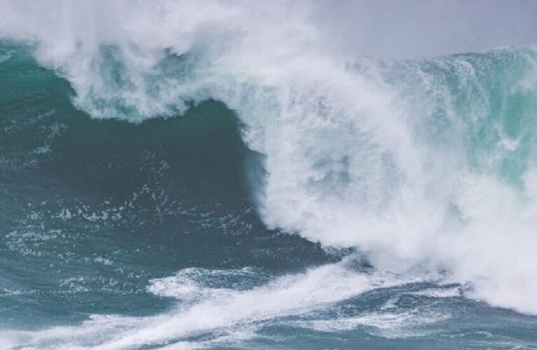 كيف يمكن التنبؤ بـ”تسونامي” قبل حدوثه؟