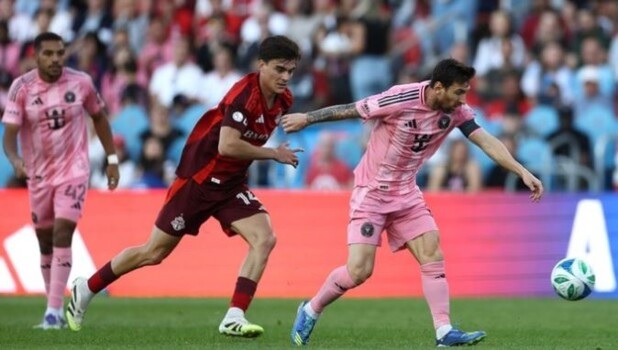 براعة شون جونسون تمنع ميسي من التسجيل مجددًا في MLS