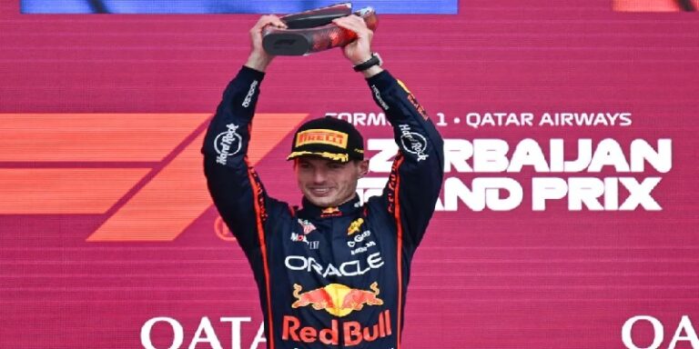 فورمولا1: فرستابن يفوز في أذربيجان وبياستري يخرج مبكراً