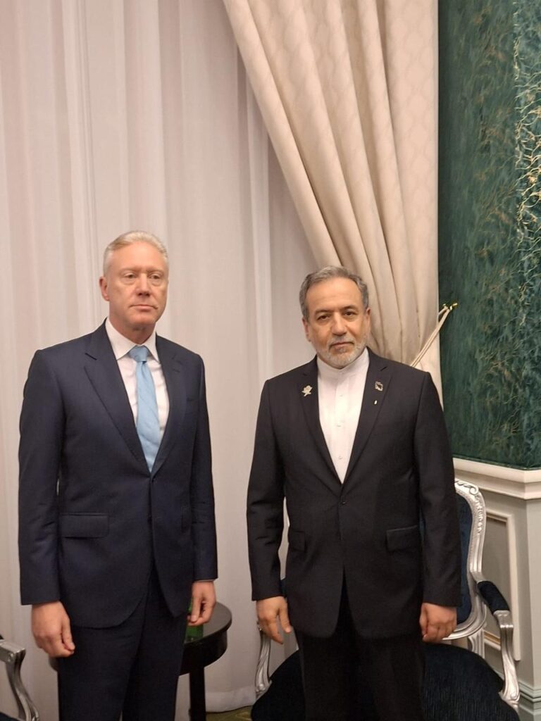 لقاء بين رجي وعراقجي بالدوحة!