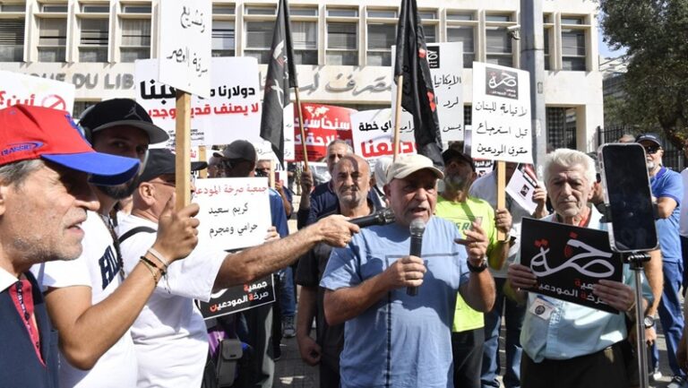 هل سنضطر لإحضار طبيب شرعي للتعامل مع المصارف؟