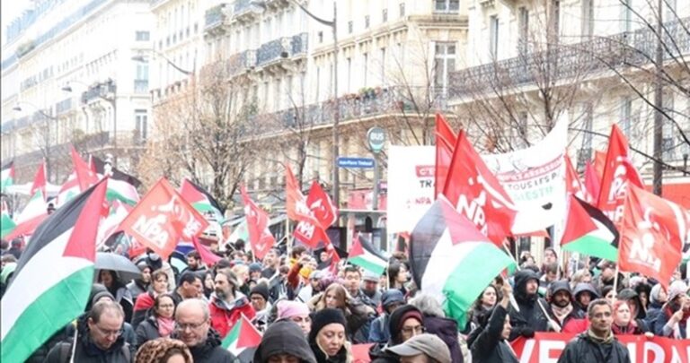 تظاهرة في نيويورك تطالب بوقف إرسال الأسلحة إلى “إسرائيل”