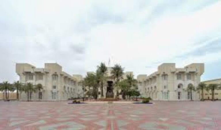 “الديوان الأميري”: ترامب تضامن مع قطر وأشاد بدورها في الوساطة