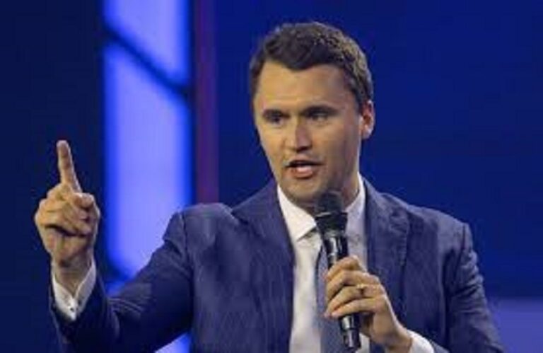 ما لا تعرفه عن تشارلي كريك.. مشرعن إبادة الفلسطينيين!