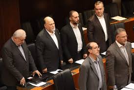 “الوفاء للمقاومة” للحكومة: راجعوا حساباتكم!