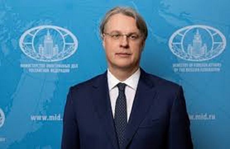 لوغفينوف: معظم دول الاتحاد الأوروبي تعاني من التفكير القطيعي البروكسلي